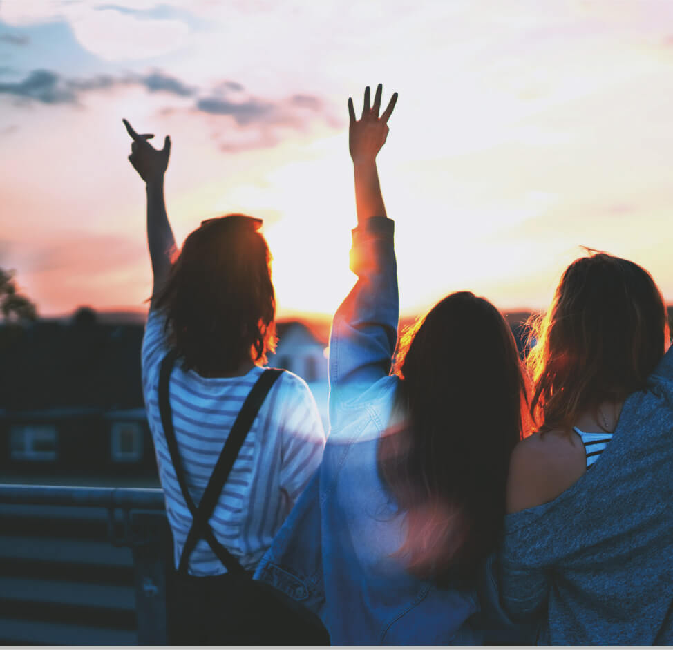 telecommunications 通信事業